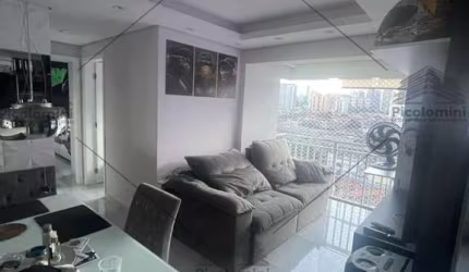 Apartamento à venda no Tatuapé 2 quartos, 1 suíte, 1 sala, 2 banheiros, 60m² de área próximo ao metrô Tatuapé