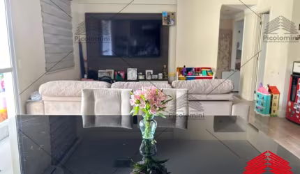 Apartamento na Mooca, com 3 dormitórios, 1 suíte, varanda gourmet , envidraçada 1 vaga de garagem próximo Rua da Mooca e Avenida Paes de Barros