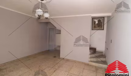 Sobrado para locação na Vila Carrão de 272m², 3 quartos, 2 banheiros, lavanderia, moveis planejados, piso frio, área de serviço,  2 vagas de garagem