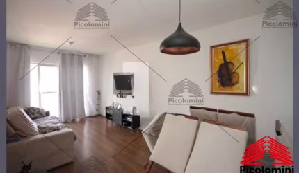 Apartamento à venda  na Vila Ema com 2 quartos, sala, banheiro e vaga de garagem!