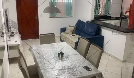 Sobrado à venda Vila Ema com 2 quartos, sala ampla, cozinha planejada, lavabo, 3 banheiros, 2 vagas de garagem cobertas, 72m²