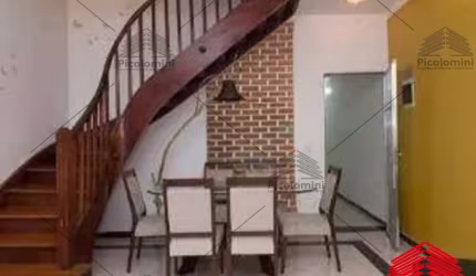 Imperdível oportunidade de adquirir uma casa de 3 quartos com suíte e 2 vagas de garagem no Bom Retiro, São Paulo-SP!