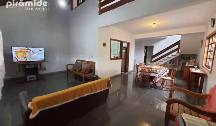 Casa com 4 dormitórios à venda, 240 m² por R$ 1.350.000,00 - Jardim das Indústrias - São José dos Campos/SP
