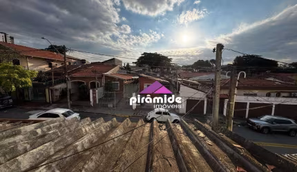 Casa à venda, 169 m² por R$ 280.000,00 - Monte Castelo - São José dos Campos/SP