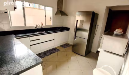 Casa com 4 dormitórios à venda, 215 m² por R$ 636.000,00 - Residencial União - São José dos Campos/SP