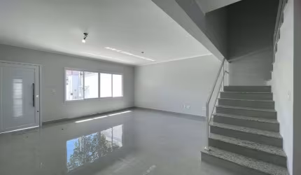 Casa com 3 dormitórios à venda, 176 m² por R$ 930.000,00 - Monte Castelo - São José dos Campos/SP