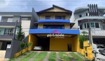 Casa com 3 dormitórios à venda, 420 m² por R$ 1.550.000,00 - Aruã - Mogi das Cruzes/SP