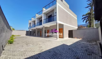 Casa com 2 dormitórios à venda, 173 m² por R$ 660.000,00 - Massaguaçu - Caraguatatuba/SP