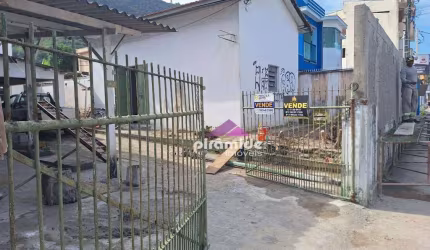 Casa com 5 dormitórios à venda, 504 m² por R$ 950.000,00 - Centro - Caraguatatuba/SP
