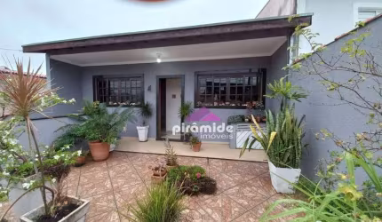 Casa à venda, 153 m² por R$ 625.000,00 - Parque Residencial Santo André - Caçapava/SP