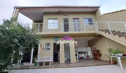 Casa com 3 dormitórios à venda, 174 m² por R$ 760.000,00 - Massaguaçu - Caraguatatuba/SP