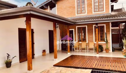 Casa com 4 dormitórios à venda, 298 m² por R$ 1.350.000,00 - Centro - Ubatuba/SP