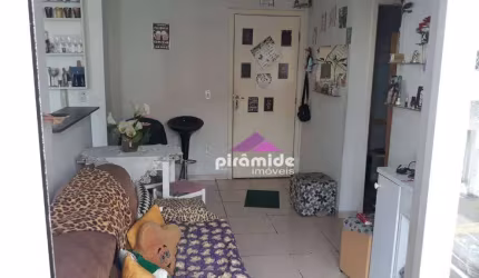 Apartamento com 2 dormitórios à venda, 68 m² por R$ 250.000,00 - Jardim Califórnia - Jacareí/SP