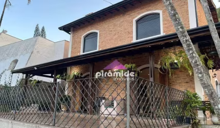 Casa à venda, 256 m² por R$ 1.900.000,00 - Centro - Guararema/SP