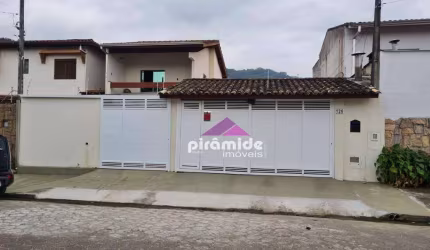 Casa com 3 dormitórios à venda, 285 m² por R$ 685.000,00 - Caputera - Caraguatatuba/SP