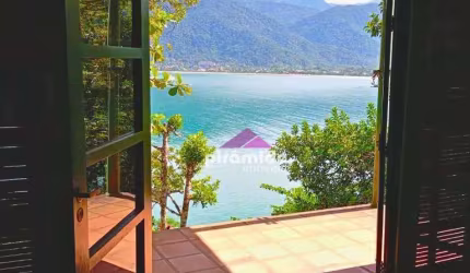Casa com 2 dormitórios à venda, 150 m² por R$ 1.400.000,00 - Lagoinha - Ubatuba/SP