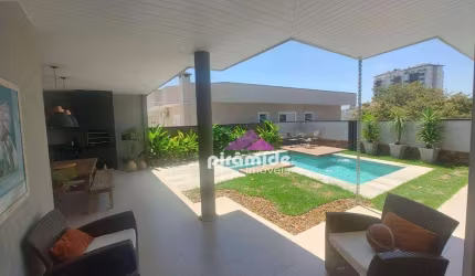Casa com 4 dormitórios à venda, 273 m² por R$ 2.700.000,00 - Altos da Serra II - São José dos Campos/SP