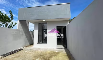 Casa com 2 dormitórios à venda, 60 m² por R$ 375.000,00 - Tinga - Caraguatatuba/SP