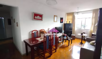 Apartamento com 2 dormitórios à venda, 70 m² por R$ 400.000,00 - Centro - São José dos Campos/SP