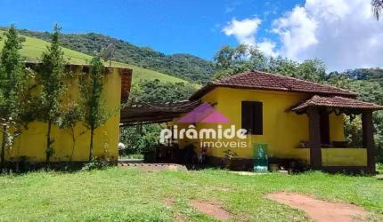 Chácara com 2 dormitórios à venda, 12000 m² por R$ 570.000,00 - Anhunas - Itajubá/MG