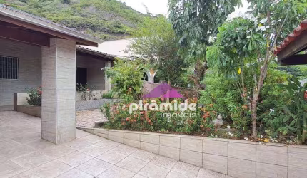 Casa com 3 dormitórios à venda, 200 m² por R$ 550.000,00 - Sumaré - Caraguatatuba/SP
