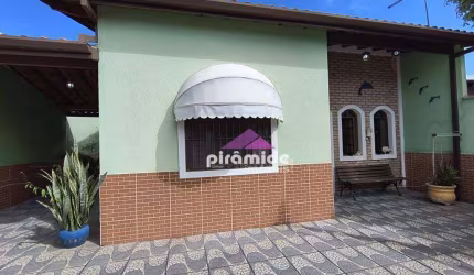 Casa com 3 dormitórios à venda, 107 m² por R$ 600.000,00 - Praia das Palmeiras - Caraguatatuba/SP