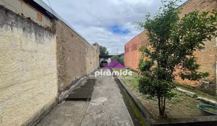 Casa com 2 dormitórios à venda, 100 m² por R$ 420.000,00 - Santana - São José dos Campos/SP