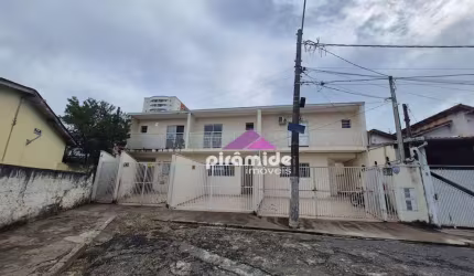 Casa com 3 dormitórios para alugar, 120 m² por R$ 2.300,00/mês - Santana - São José dos Campos/SP