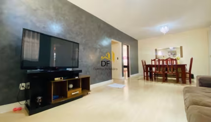Casa com 3 quartos à venda na Vila Aparecida, Jundiaí , 546 m2 por R$ 650.000