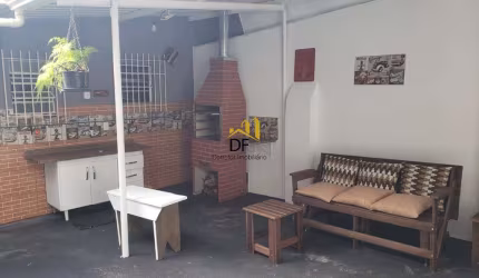 Casa com 2 quartos à venda na Vila Santana II, Jundiaí , 162 m2 por R$ 400.000