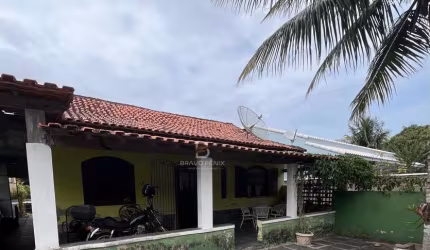 Casa para Venda em Saquarema, Porto da Roça I, 2 dormitórios, 2 banheiros, 3 vagas