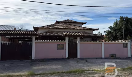 Casa para Venda em Araruama, Parque Hotel, 5 dormitórios, 1 suíte, 2 banheiros, 3 vagas