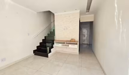 Locação, casa de condomínio na Aviação, Praia Grande - R$ 2.350,00, o pacote.