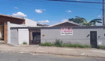 TERRENO GRANDE C/ 2 CASAS Top