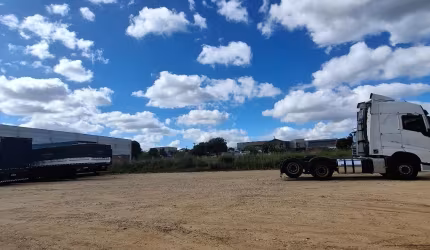 Terreno comercial 4000m2