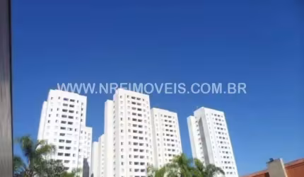 APARTAMENTO À VENDA NO MORUMBI SUL