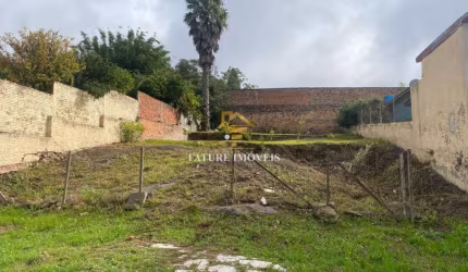 Terreno à venda na Rua Alfredo Flores, 23, Panazzolo, Caxias do Sul por R$ 550.000