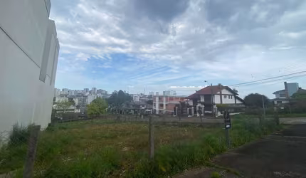 Terreno à venda na Rua dos Jacarandás, 134, Cinqüentenário, Caxias do Sul por R$ 500.000