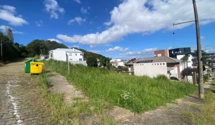 Terreno em condomínio fechado à venda na Avenida Affonso Gasparin, 4883, Nossa Senhora da Saúde, Caxias do Sul por R$ 699.000