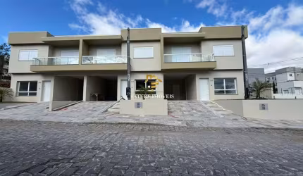Casa com 3 quartos à venda na Rua Antonio Brambatti, 241, São Luiz, Caxias do Sul por R$ 690.000