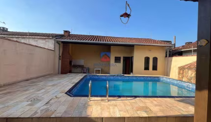 Casa com 3 quartos, Caiçara, Praia Grande - R$ 1 mi, Cod: 70835090