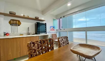 Apartamento frente ao mar com 3 suítes para venda, Maracanã