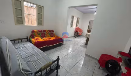 Casa com 1 dorm, Maracanã, Praia Grande - R$ 350 mil, Cod: 70836363