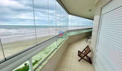 Apto frente mar com 3 suítes para venda, Caiçara