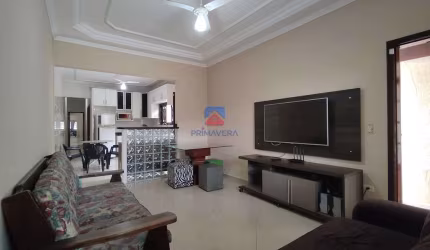 Casa com Piscina|150 metros da Praia|2 Dormitórios|R$ 580.000,0