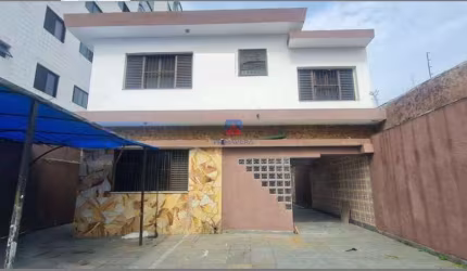 Casa com 8 dorms, Aviação, Praia Grande - R$ 800 mil, Cod: 70836452