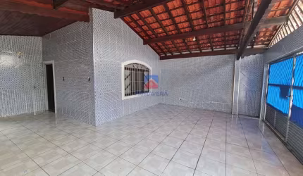 Casa com 3 quartos, Balneário Maracanã, Praia Grande, Cod: 70837275