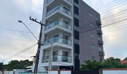 APARTAMENTO COM 3 DORMITÓRIOS SENDO 1 SUÍTE NO CENTRO DE BALNEÁRIO PIÇARRAS-SC