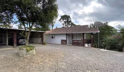 CASA COM 2 DORMITÓRIOS E TERRENO COM 925,10m² NO BAIRRO SERRA ALTA EM SÃO BENTO DO SUL-SC