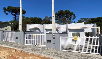 CASA COM 3 DORMITÓRIOS SENDO 1 SUÍTE EM ÓTIMA LOCALIZAÇÃO EM SÃO BENTO DO SUL-SC